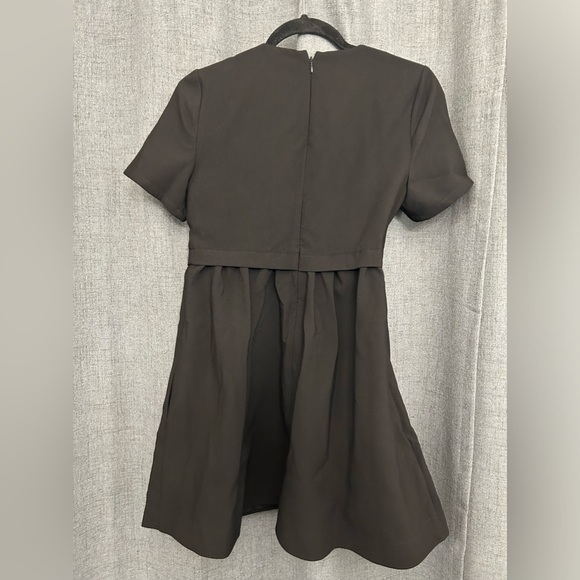 $298 LIKELY Marcia Dress Black Satin Embellished Short Sleeve Sz 2 - Picture 6 of 9